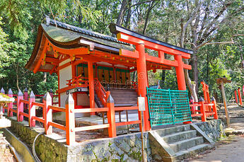 small-sanctuary-kasuga-grand-shrine-nara-japan-one-shinto-sanctuaries-was-established-as-fujiwara-43684625
