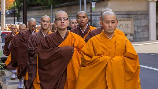 Japanese Buddhist Monks 1524308427880