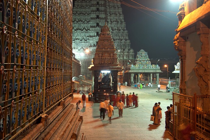 Vista do complexo do templo de Arunachalesvara