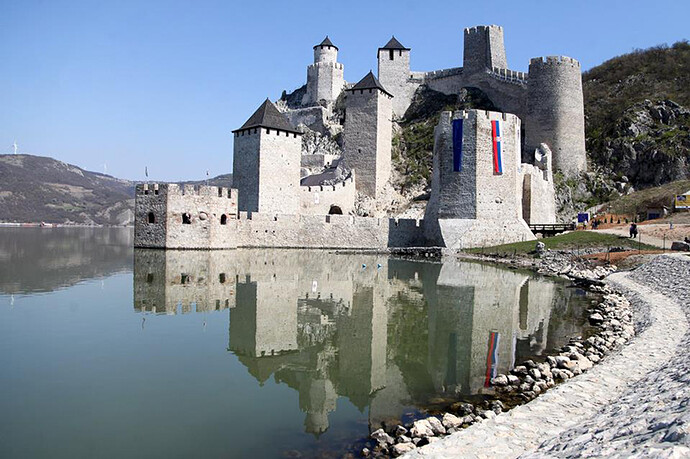 obnovljena-golubacka-tvrdjava-otvorena-za-posetioce