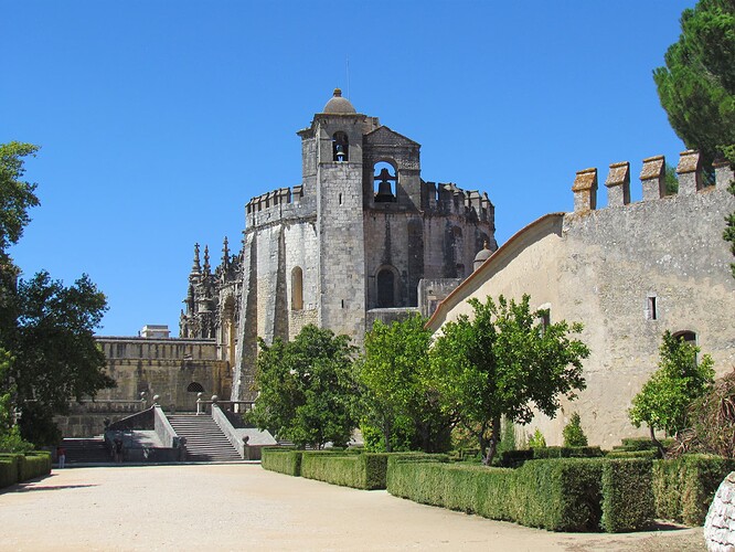 Castelo_dos_Templários_-Tomar(10638091393)