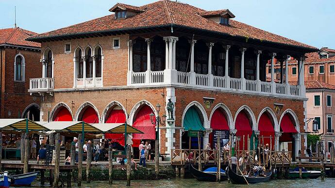 rialto-fish-market-venice